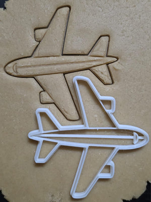 1573 Plane Top View Plastic Cutter 10x10cm