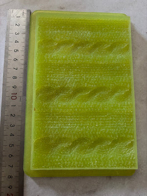 Pre Loved mould  onlay knitted