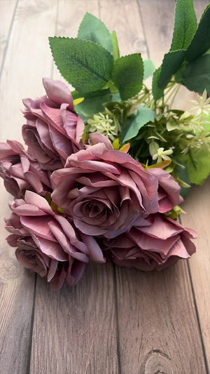 Mauve Artificial Flower Rose Bunch