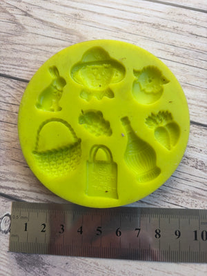 Pre loved picnic mould