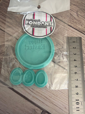 Pre loved silicone mould Easter Egg (New)