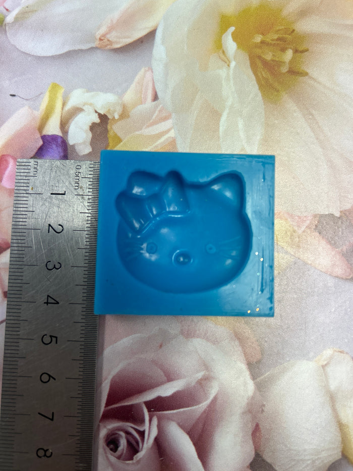 PRE LOVED Silicone Mould Kitty Face