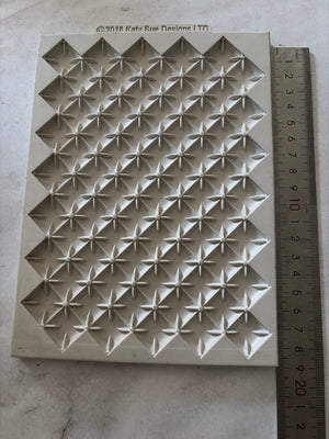 Pre Loved mould scallop