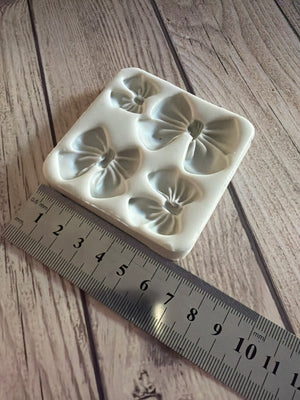 Pre loved mould bow
