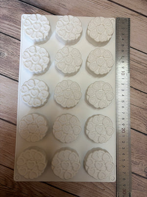 Pre loved soap heart mould