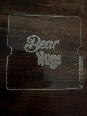 Pre loved impression tile 8x8cm bear hugs