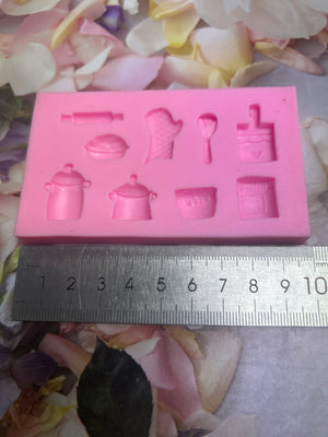 PRE LOVED Silicone Mould Baking