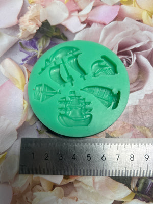 PRE LOVED Silicone Mould boat