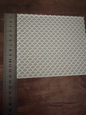 Pre loved fish scale embosser