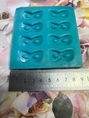 PRE LOVED Silicone Mould Masks