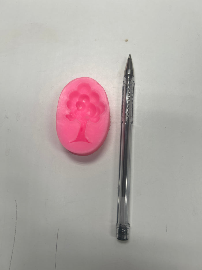 Pre loved mould tree