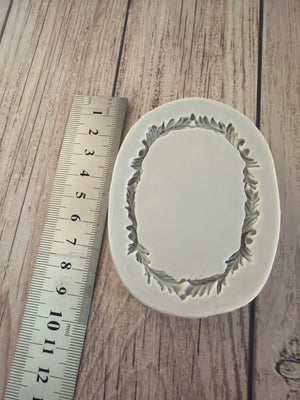 Pre loved mould frame