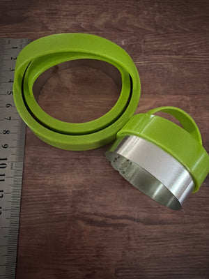 Pre loved metal round cutter