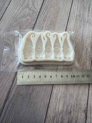 Pre loved silicone mould gnomes