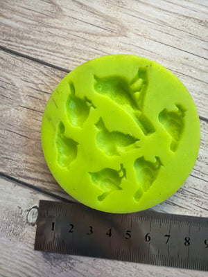 Pre loved bird mould