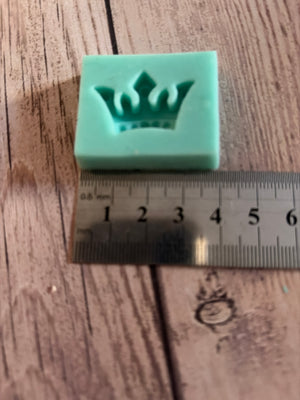 Pre loved mould crown