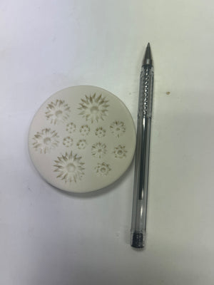 Pre loved mould daisy