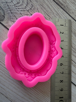 Pre loved silicone mould frame