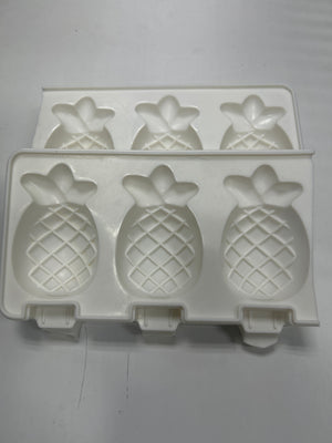 Pre loved mould  pineapple 2pc