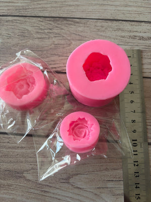 Pre loved silicone mould flower bundle