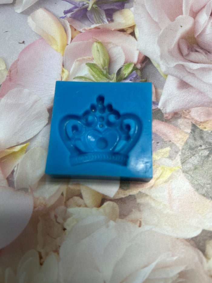 PRE LOVED Silicone Mould Crown