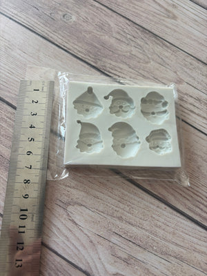 Pre loved silicone mould Christmas