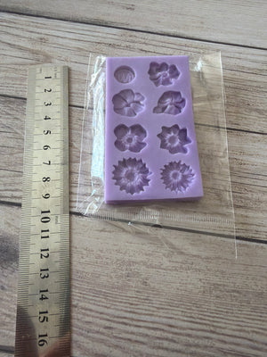 Pre loved silicone mould flower
