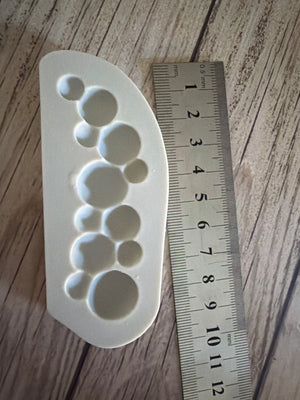 Pre loved mould bubble
