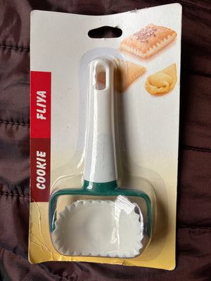 Pre Loved biscuit roller