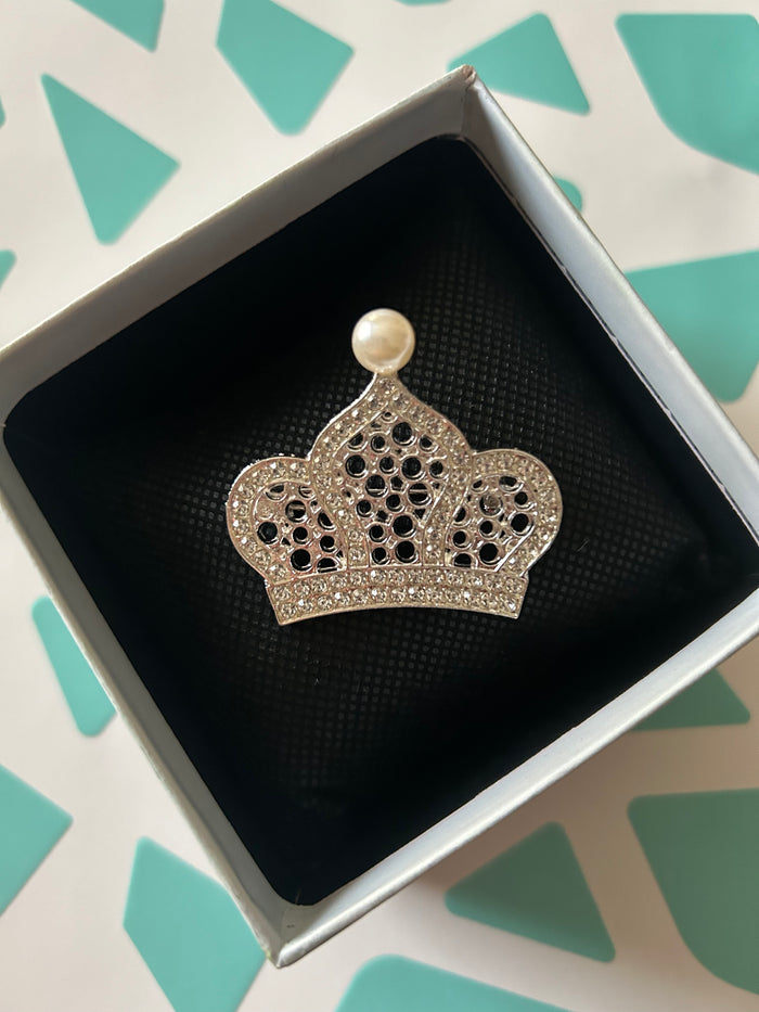 Diamante brooch cake decorating crown silver