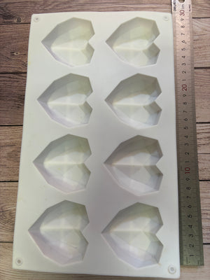Pre loved soap mould Geometric heart