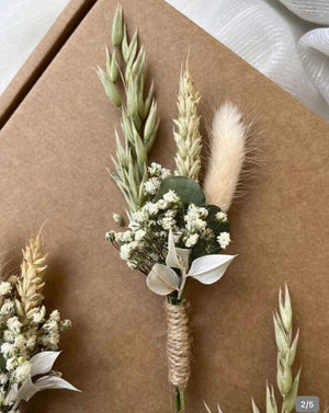 1pc Cake Topper Dry Flower Green and White