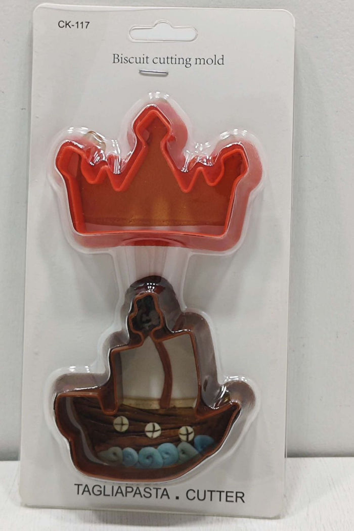 CK-117 Plastic Cookie Cutter Crown and Boat