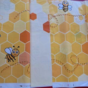 54"x72" Bee Party Plastic Table Cover