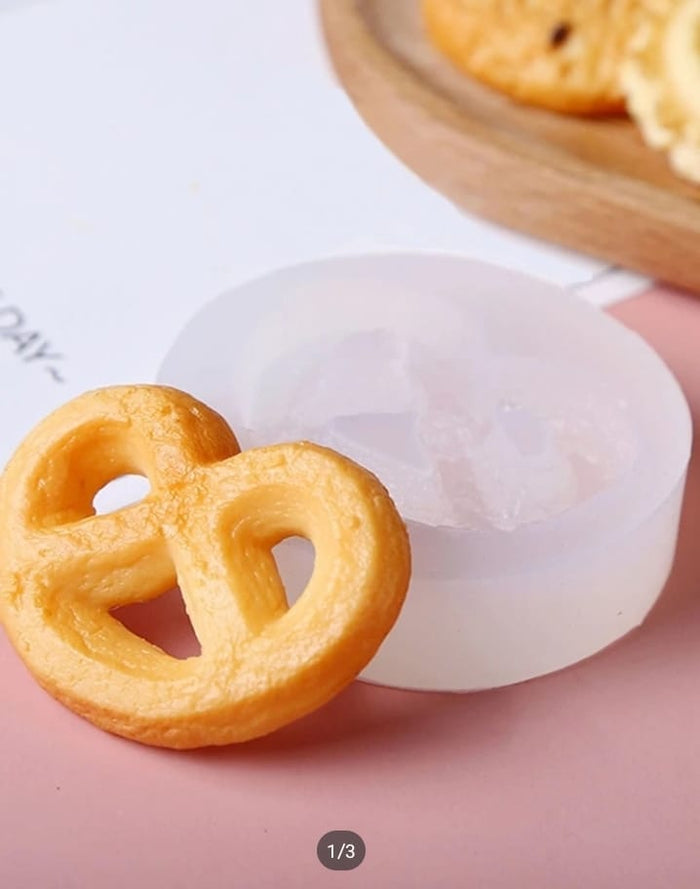 Silicone Mould  Pretzel