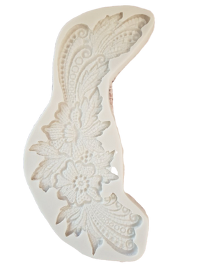 Lace Flower Border A silicone mould, 19.3x7.5cm