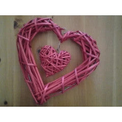 Double red rattan heart valentine