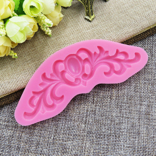 Curly border brooch Silicone fondant mould