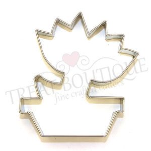 Treat Boutique Metal Cookie Cutter Tulips
