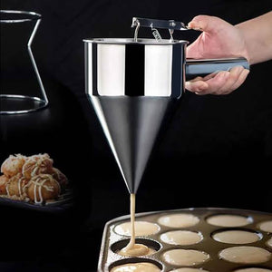 Multi Function Stainless Steel Dough Separator 750ml Pitcher