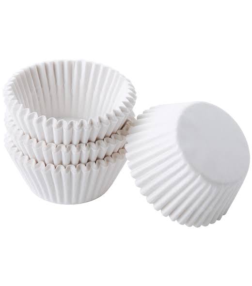 300 piece White Cupcake Holders Wrappers 10.5cm