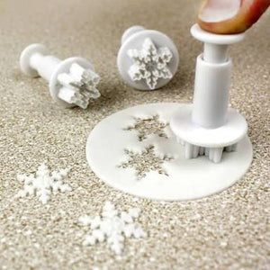 Fondant Small Tiny Snowflake  plunger Cutter 3 piece