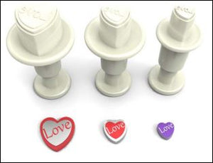 Tiny Fondant Plunger Cutter Love heart