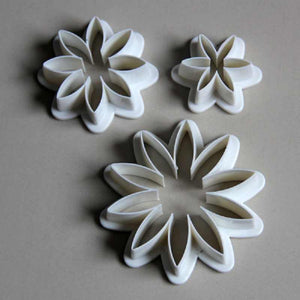 Plastic cutter, Daisy gum paste flower 3pc